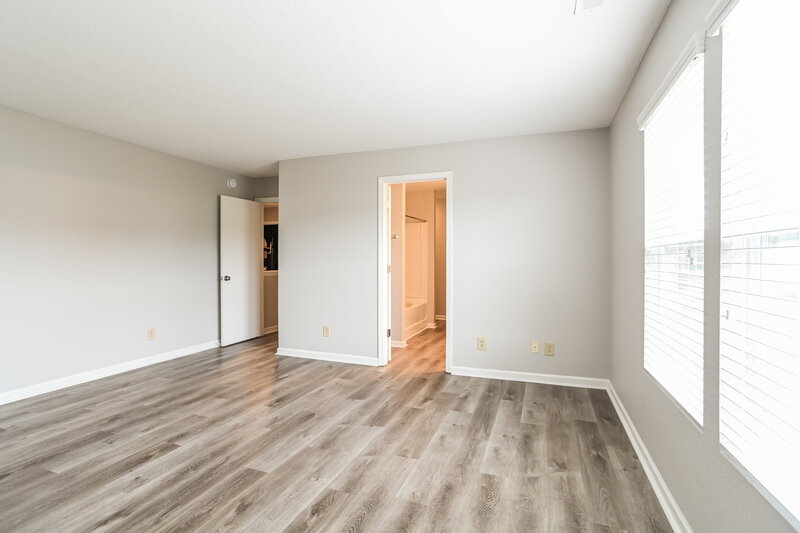 1,965/Mo, 13921 Lawrence Farm Ln Charlotte, NC 28278 Main Bedroom View 2