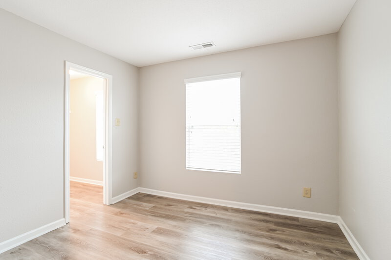 1,965/Mo, 13921 Lawrence Farm Ln Charlotte, NC 28278 Bedroom View 2