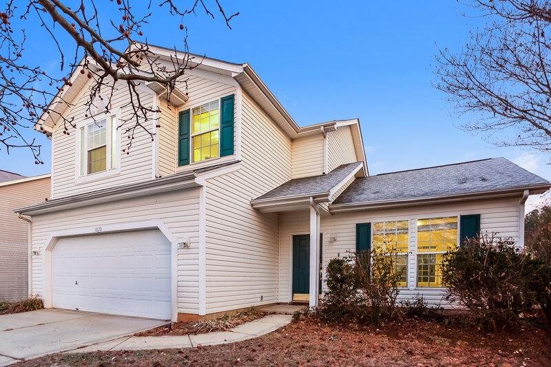 1,815/Mo, 1020 Duck Point Dr Concord, NC 28025 Front View 2