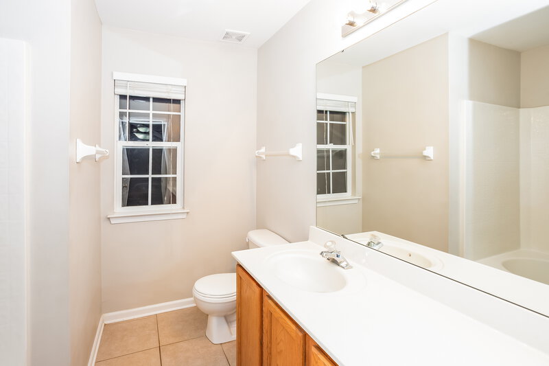 1,815/Mo, 1020 Duck Point Dr Concord, NC 28025 Main Bathroom View