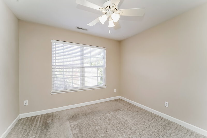 2,595/Mo, 9815 Edinburgh Ln Charlotte, NC 28269 Bedroom View