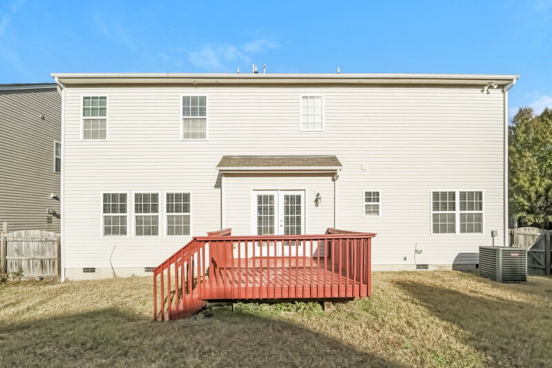2,595/Mo, 9815 Edinburgh Ln Charlotte, NC 28269 Rear View