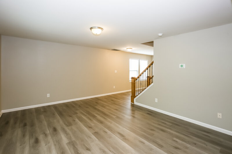 2,150/Mo, 5521 Twin Brook Dr Charlotte, NC 28269 Living Room View