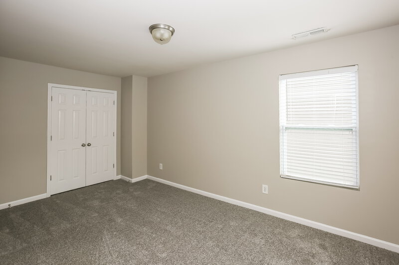 2,150/Mo, 5521 Twin Brook Dr Charlotte, NC 28269 Bedroom View