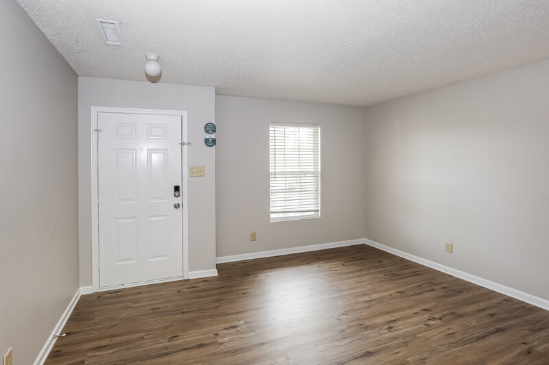 2,045/Mo, 1902 Mallard Woods Pl Charlotte, NC 28262 Family Room View