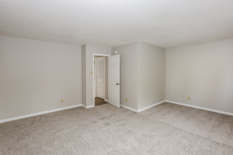 2,045/Mo, 1902 Mallard Woods Pl Charlotte, NC 28262 Main Bedroom View