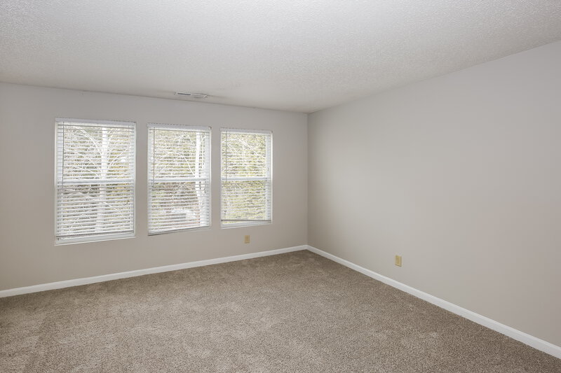 2,045/Mo, 1902 Mallard Woods Pl Charlotte, NC 28262 Main Bedroom View 2