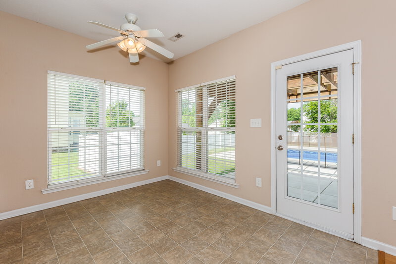 2,160/Mo, 4309 Donnell Dr Gastonia, NC 28056 Breakfast Nook View