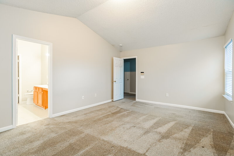 1,880/Mo, 6703 Devongate Ln Charlotte, NC 28269 Main Bedroom View 2