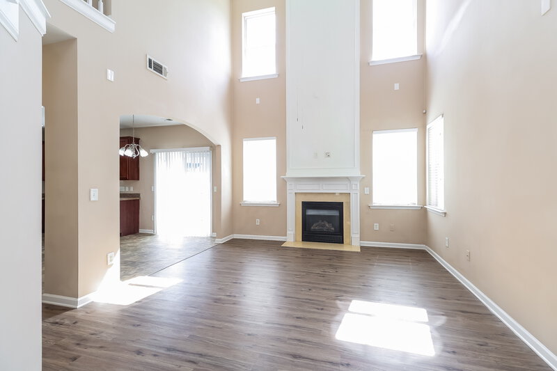 2,000/Mo, 939 Old Forester Ln Charlotte, NC 28214 Living Room View