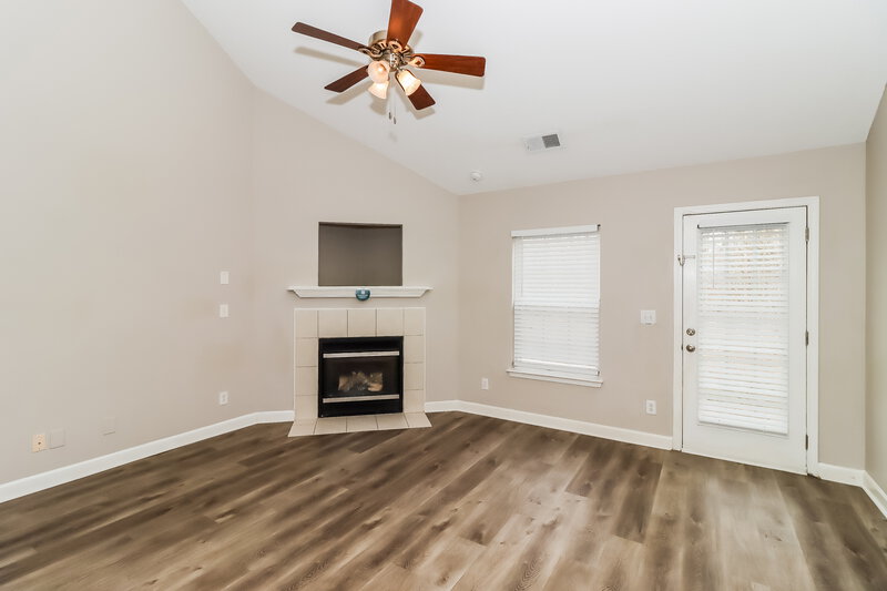 2,130/Mo, 1451 Mandy Place Ct Charlotte, NC 28216 Living Room View