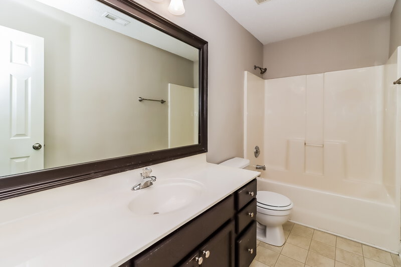 2,130/Mo, 1451 Mandy Place Ct Charlotte, NC 28216 Bathroom View