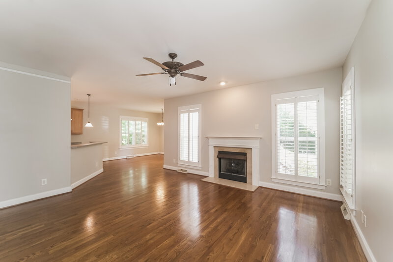 2,505/Mo, 3011 Parker Green Trl Charlotte, NC 28269 Living Room View 2