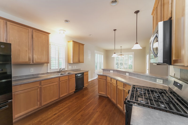 2,505/Mo, 3011 Parker Green Trl Charlotte, NC 28269 Kitchen View 2