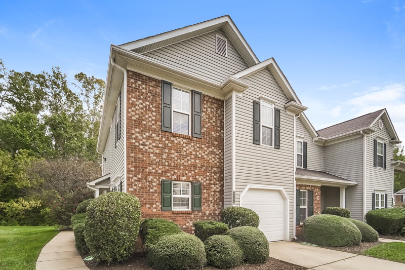 1,715/Mo, 8733 Cinnabay Dr Charlotte, NC 28216 Front View