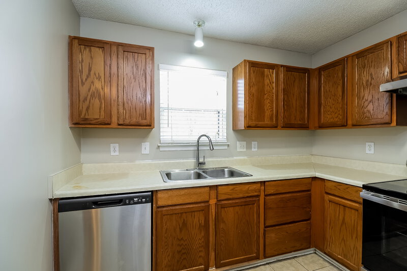 1,720/Mo, 9821 Andi Kathryn Ct Charlotte, NC 28214 Misc View 5