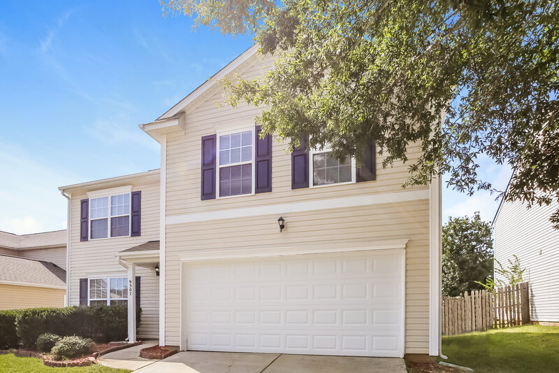 2,050/Mo, 9307 John Russell Rd Charlotte, NC 28215 Front View