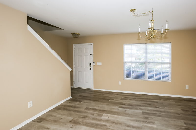 2,050/Mo, 9307 John Russell Rd Charlotte, NC 28215 Dining Room View