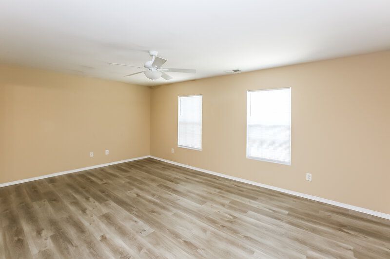 2,050/Mo, 9307 John Russell Rd Charlotte, NC 28215 Main Bedroom View