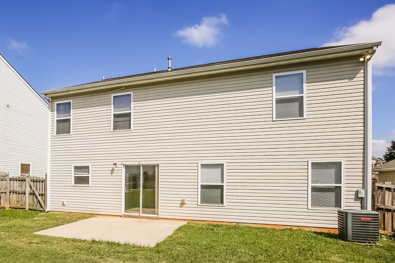 2,050/Mo, 9307 John Russell Rd Charlotte, NC 28215 Rear View