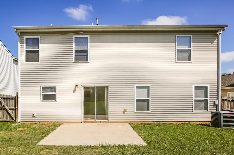 2,050/Mo, 9307 John Russell Rd Charlotte, NC 28215 Rear View 2