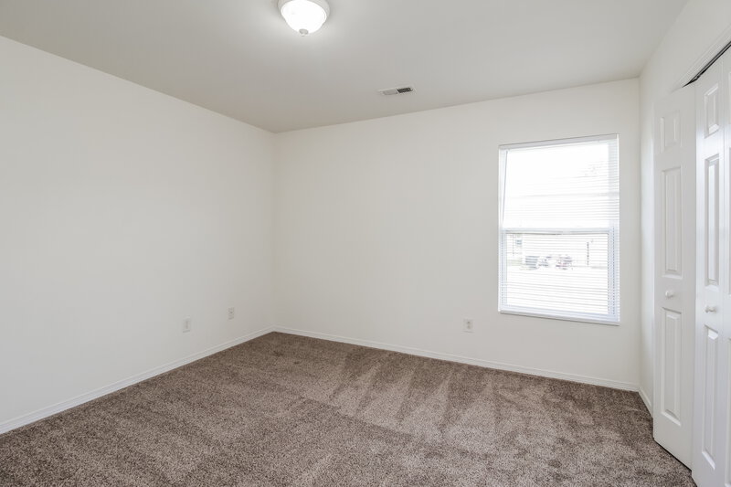 1,930/Mo, 8238 Escaflowne Ave Charlotte, NC 28216 Bedroom View