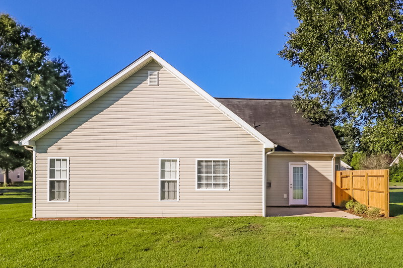 1,850/Mo, 1018 Cranston Crossing Pl Indian Trail, NC 28079 Rear View