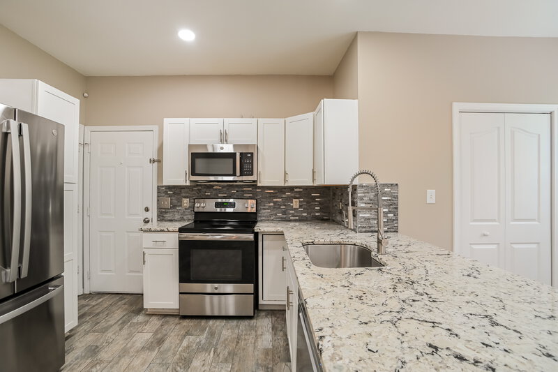 2,395/Mo, 2605 Brahman Meadows Ln Charlotte, NC 28273 Kitchen View