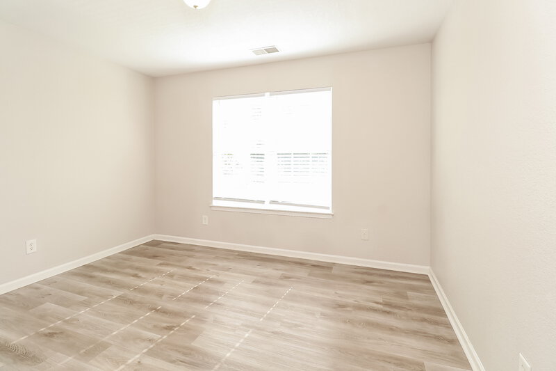 1,650/Mo, 4929 Patricia Ann Ln Charlotte, NC 28269 Bedroom View 2