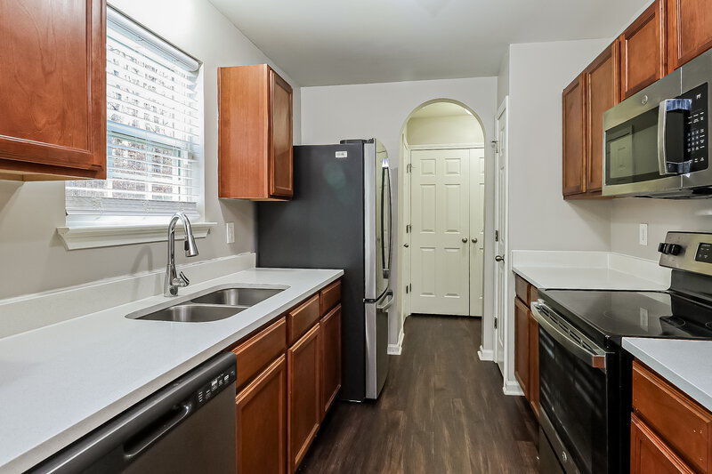 1,765/Mo, 3625 Ribbonwalk Trl Charlotte, NC 28269 Kitchen View