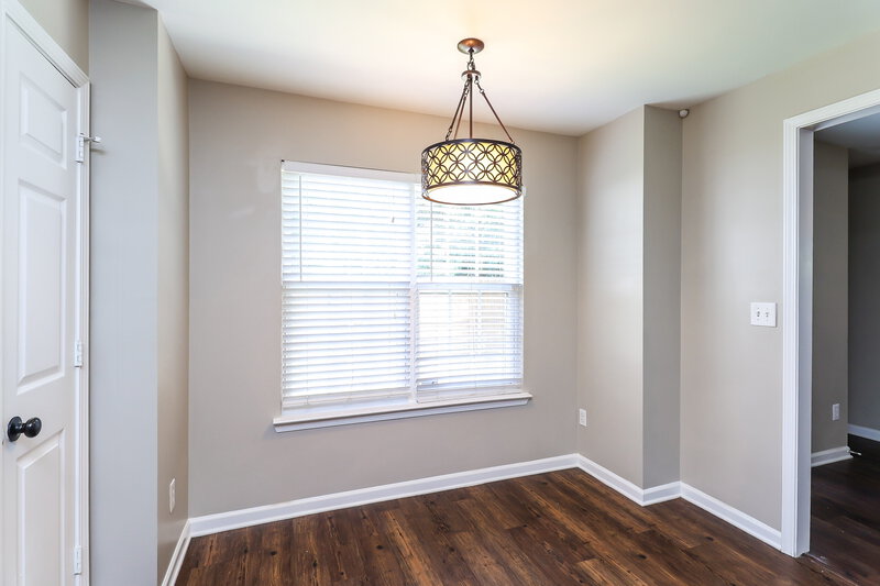 2,130/Mo, 11909 Aubreywood Dr Charlotte, NC 28214 Breakfast Nook View