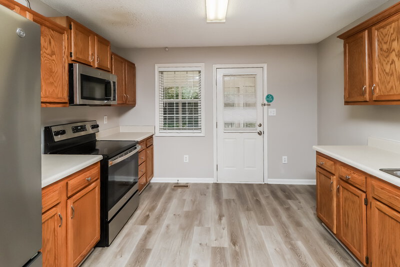 2,110/Mo, 1133 Piney Church Rd Concord, NC 28025 Kitchen View