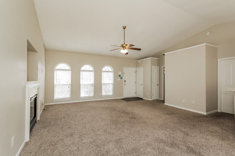 1,975/Mo, 6123 Goldenfield Dr Charlotte, NC 28269 Misc View 5