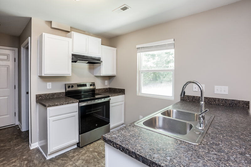 2,030/Mo, 2317 Richard Rozzelle Dr Charlotte, NC 28214 Kitchen View