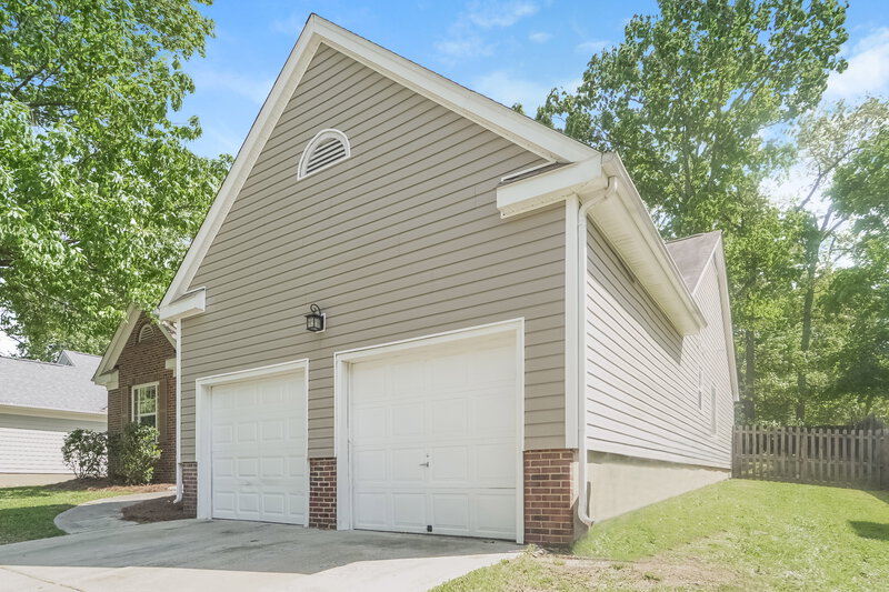 2,015/Mo, 5206 Haybridge Rd Charlotte, NC 28269 Misc View