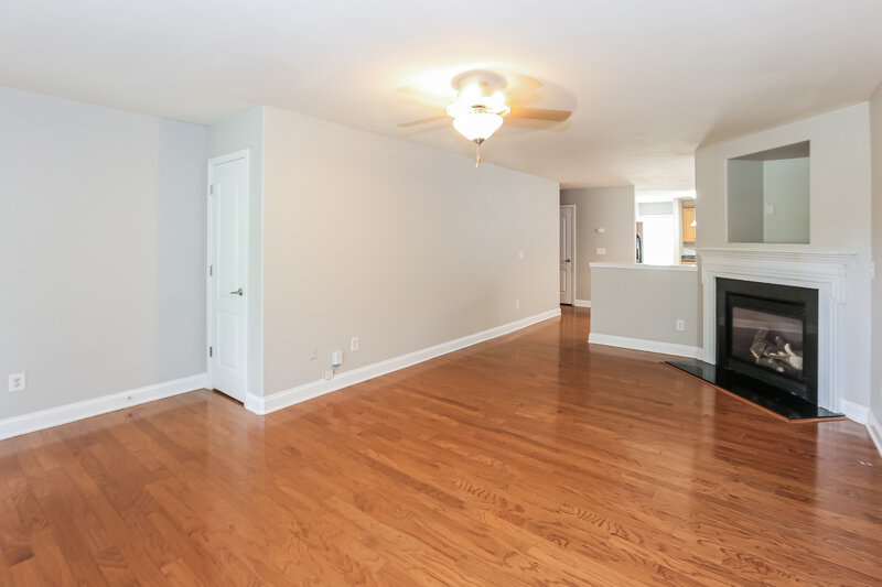 2,550/Mo, 6246 Silver Chime Way Huntersville, NC 28078 Living Room View 2