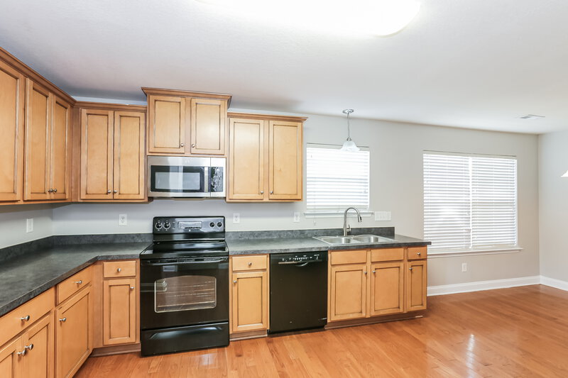 2,550/Mo, 6246 Silver Chime Way Huntersville, NC 28078 Kitchen View