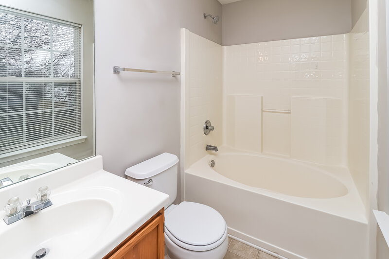 1,800/Mo, 11313 Red Finch Ln Charlotte, NC 28214 Misc View 11