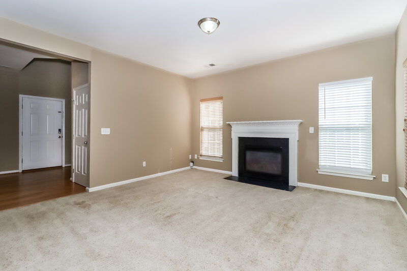 2,165/Mo, 10217 Meadow Crossing Ln Cornelius, NC 28031 Living Room View