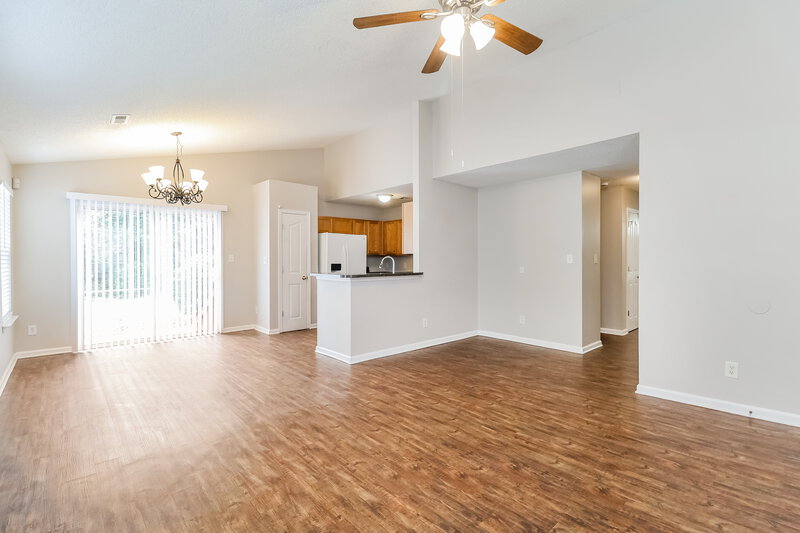 1,940/Mo, 15123 Dehavilland Dr Charlotte, NC 28278 Living Room View