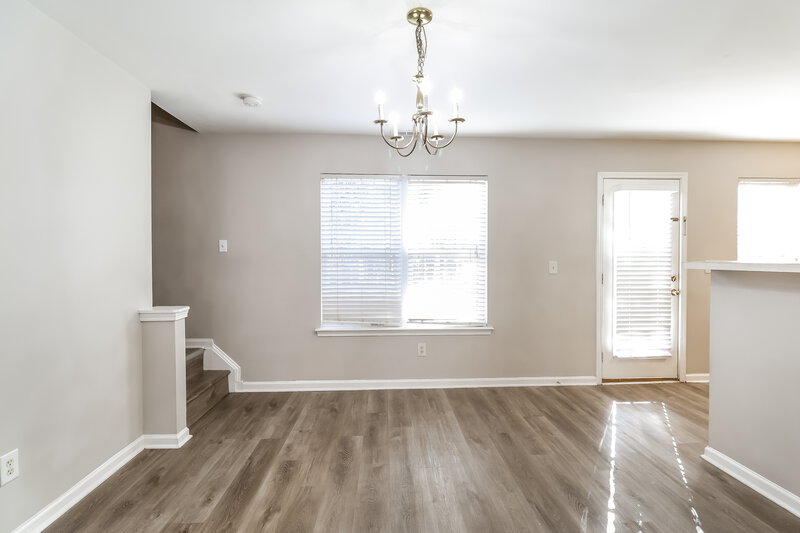 1,910/Mo, 6504 Wild Orchid Ct Charlotte, NC 28262 Dining Room View