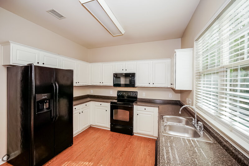 2,170/Mo, 8909 Lyleton Ln Charlotte, NC 28269 Misc View 6