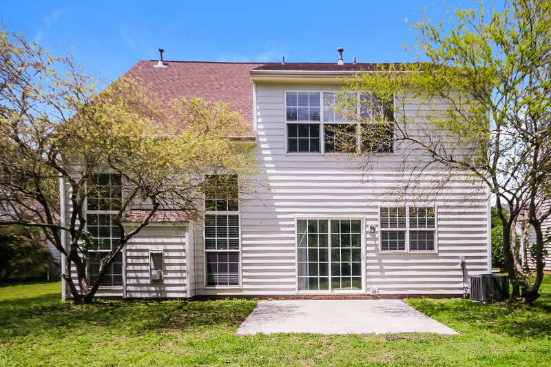 2,300/Mo, 8909 Lyleton Ln Charlotte, NC 28269 Rear View