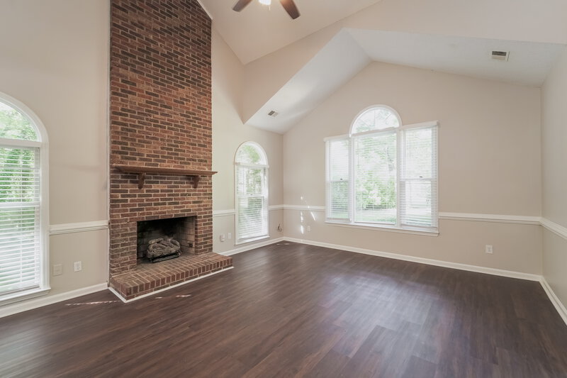 3,360/Mo, 3601 Waterton Leas Ct Charlotte, NC 28269 Living Room View