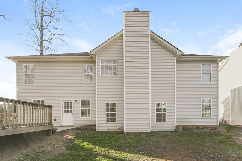 2,360/Mo, 4902 Eagle Creek Dr Charlotte, NC 28269 Rear View