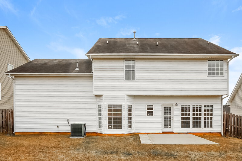 2,310/Mo, 152 Riverfront Pkwy Mount Holly, NC 28120 Rear View