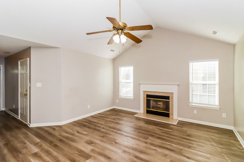 1,675/Mo, 8626 Galena View Dr Charlotte, NC 28269 Living Room View