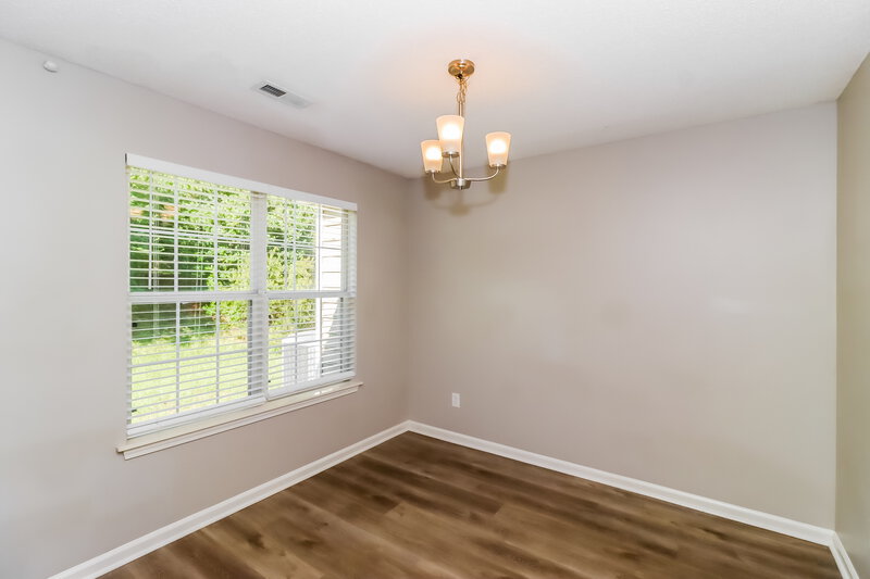 1,675/Mo, 8626 Galena View Dr Charlotte, NC 28269 Dining Room View