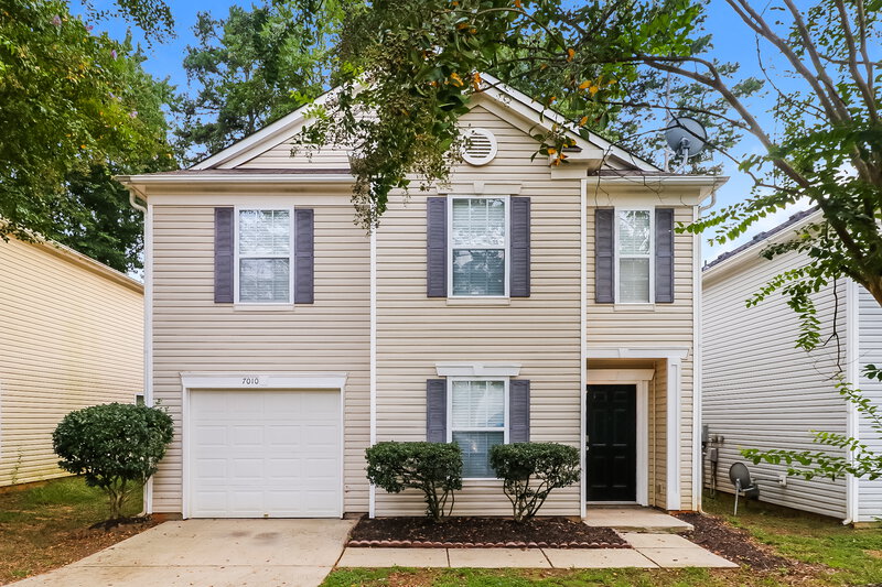 1,810/Mo, 7010 Sycamore Grove Ct Charlotte, NC 28227 External View