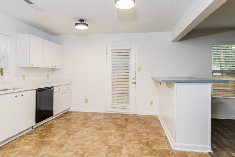 1,810/Mo, 7010 Sycamore Grove Ct Charlotte, NC 28227 Breakfast Nook View